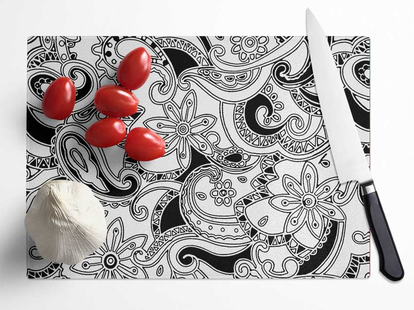 Pasley Garden Black On White